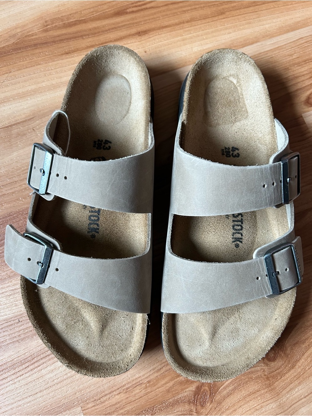 Birkenstock Arizona Crosstown Sandals - Men’s Size 10 (43) - Picture 3 of 5